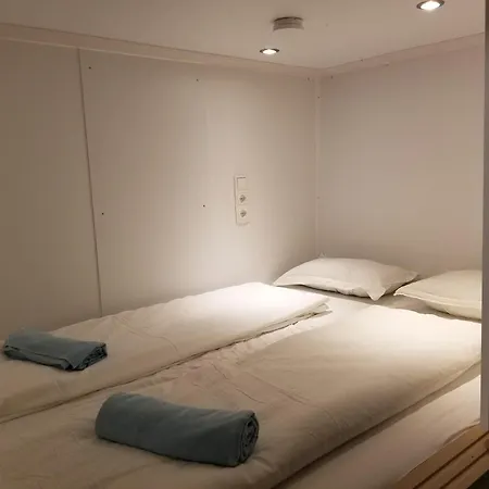 Ferienwohnung Global Apt Vienna