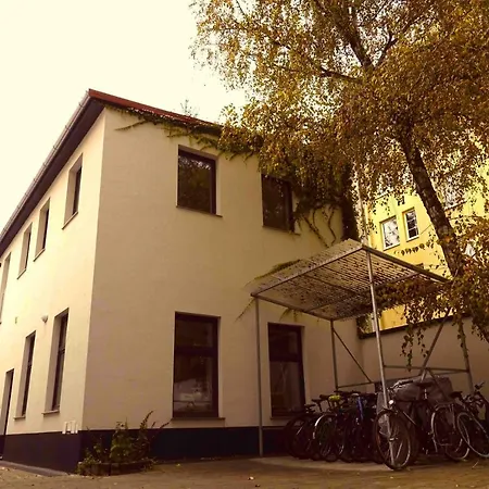 Studio U Parkplatz, Zentrale Ruhelage Neben Grunoase Apartment