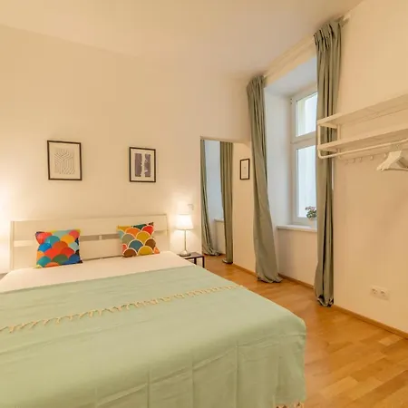 Apartament Karl I Levestate