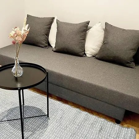 City-Center-Apartment Hip Area, Big & New