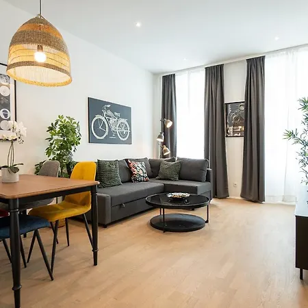 Posh Studio With A King-Size Bed And Modern Design