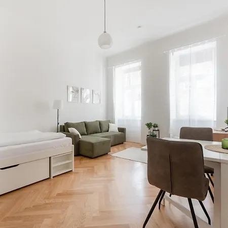Zwischen Schoenbrunn Und Zentrum, Neues Apartment In Gruenruhelage Bei Schoenbrunn