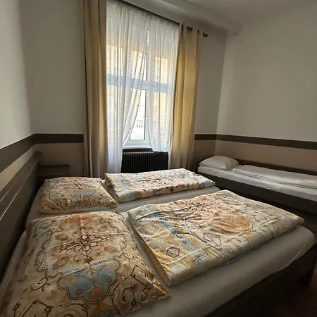 Reiner 11 Apartment