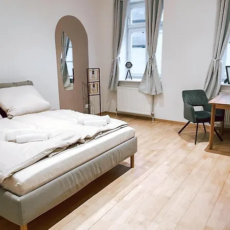 Zentrales Apartment Naehe Schoenbrunn - 2 Pers