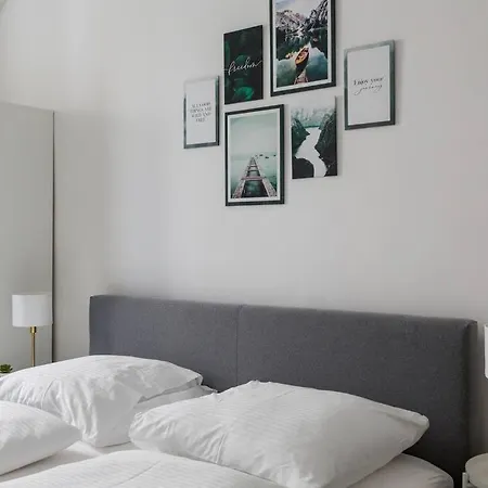 Apartamento Free Parking I 500 Mbit Wifi I Kingsize Bed