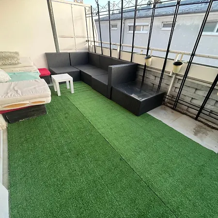 Wonderful Maisonette In Vienna With Parking Apartamento