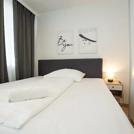 Charming Apartment With Balcony, Close To Stephansdom Cathedral