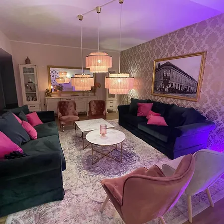 Der Salon Hostel