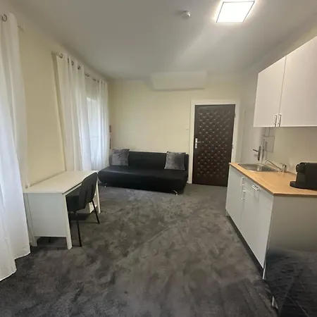 Datri Petite Suite 9