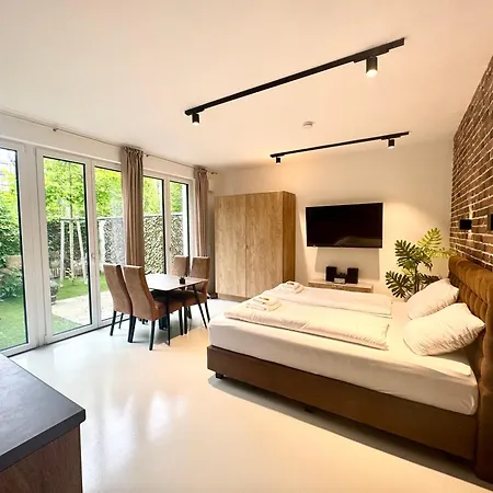 Moebliertes Apartment Mit Terrasse