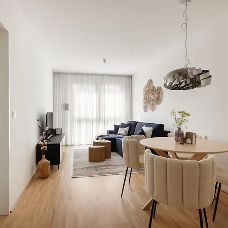 Coho City Apartments Mit Hauseigener Tiefgarage