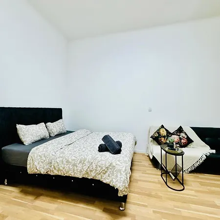 Comfy Studio Apt, 10Min Transport To Stadthalle