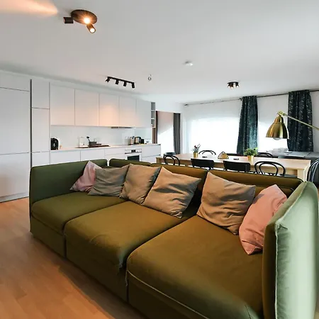 Julius 24 - Duplex Apartment 5 Mins To City Center