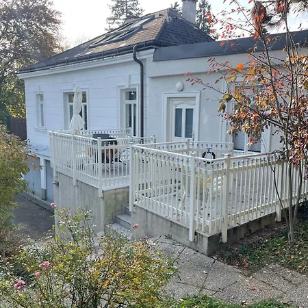 Jahrhundertwendehaus Villa