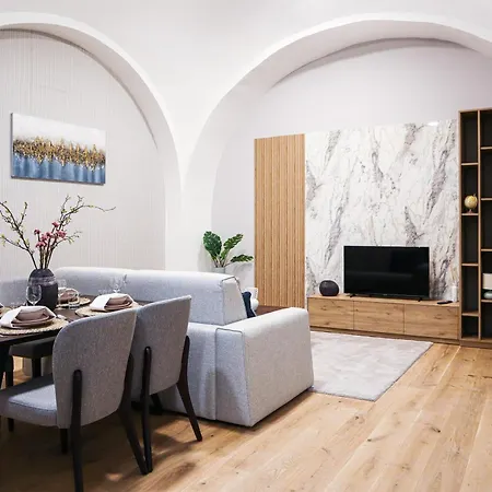 Apartment Exclusive