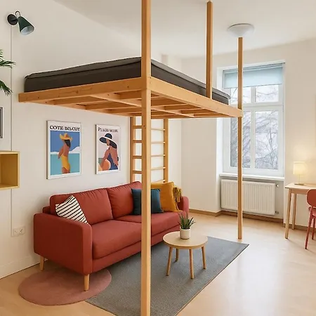 Cosy Central Charming Apartment