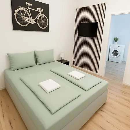 City Flat C