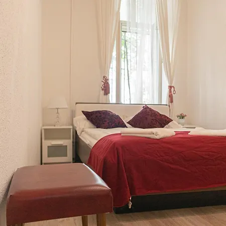 Comfy 2Br Wifi, Netflix, Near City Center