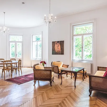 Duschel Apartments Imperial Living