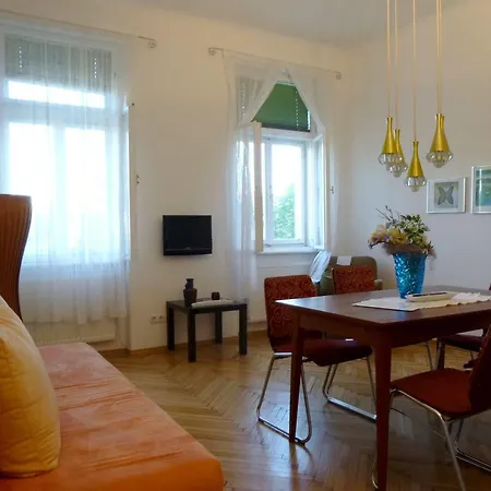 אפרטהוטל Haus Max