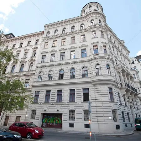 Hotel K+T Boardinghouse