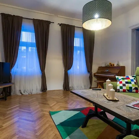 Milly'S Apartment