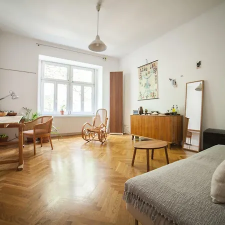 Max-Winter-Platz 4 Apartment