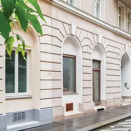 One-Bedroom Apartment In Wien