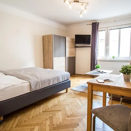 Apartment Kroellgasse I Contactless Check-In
