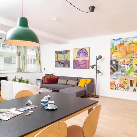 Art Apartment Karlsplatz By Ichbucheat