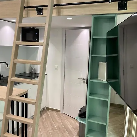 Zeus Design Mini Studio Vienna #5A