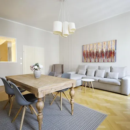 HeyMi Apartments Karlsplatz