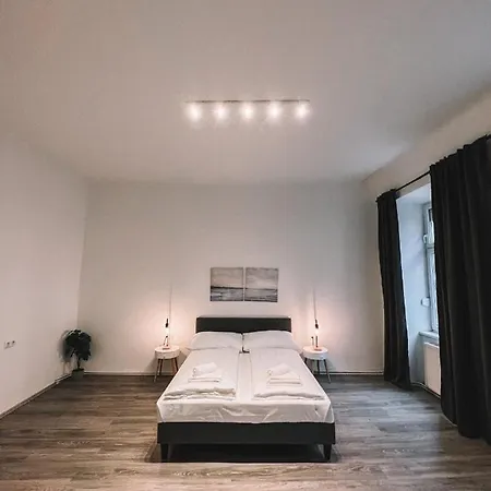 Big Nice Family Apartment Next To Hannovermarkt