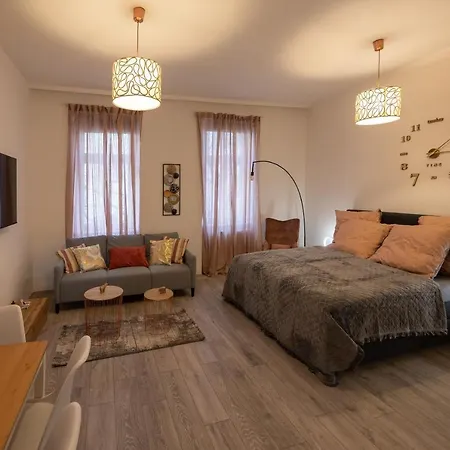 The Vienna Stay By Radiant