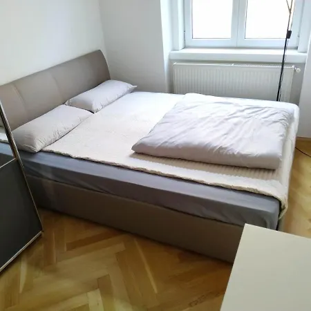 Cozy Room In Ottakring