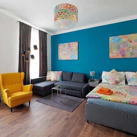 New Shalalaliving Vienna Spacious Home For Family & Friends
