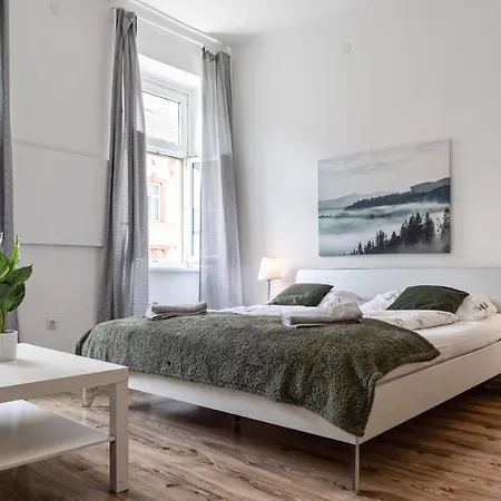Affordable 2Br Apt- Connected To The Whole City