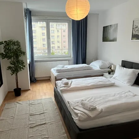 Cool Schonbrunn Apt 2Br Apartment