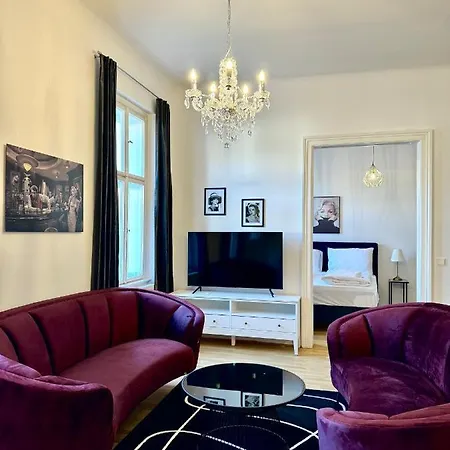 Residential Elegance: Yourvienna Classic Apartments In City Center