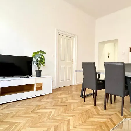 Premium Residence At Famous Vienna Kutschkermarkt