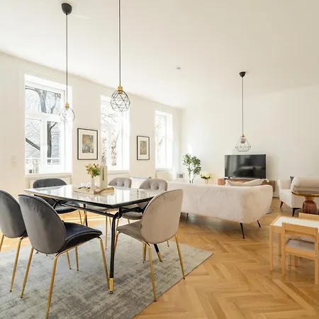 4Ty3 Apartments - Spacious Apartment In The Heart Of The 8Th District Is Calling