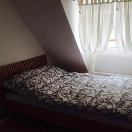 D&E Apartments