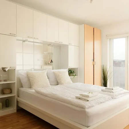Modern Vienna Apartment In Prime Location