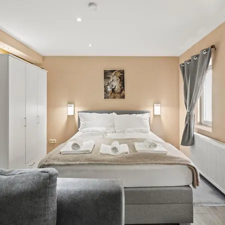City & Air Link Nahe Flughafen Und Zentrum Apartamento