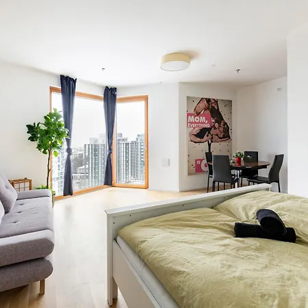 Central Station Loft - Amazing View In City Center - Jupihome