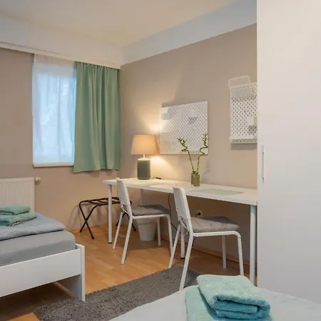 Zimmer 1230 Apartment