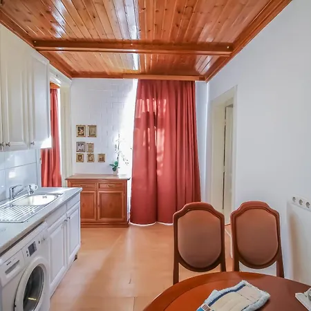 Cozy Rooms In Pragerstrasse
