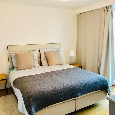Austria Center Uno City Rooms And Capsules