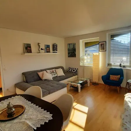 Апартаменти Charming Flat On Top Floor With Great View