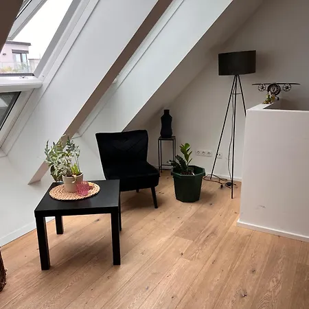 Tina'S Apartment